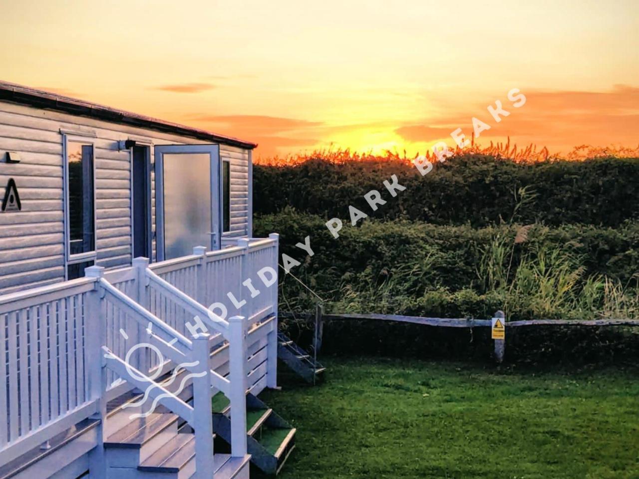 Sunset - A Relaxing Gold 3 Bed Holiday Home At Seal Bay Resort ชิชิสเตอร์ ภายนอก รูปภาพ